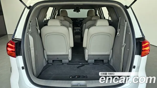 Kia The New Carnival 2019 Белый из Кореи, фото 2