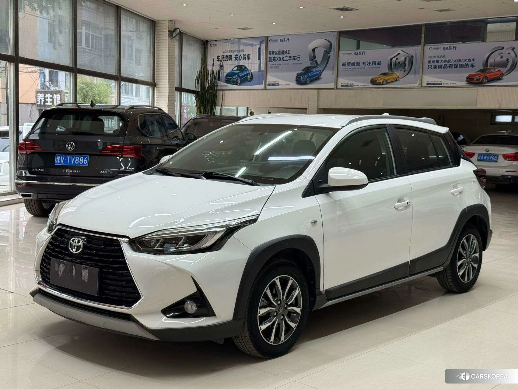 Toyota YARIS L Zhixuan 2021 Белый из Китая, фото 2