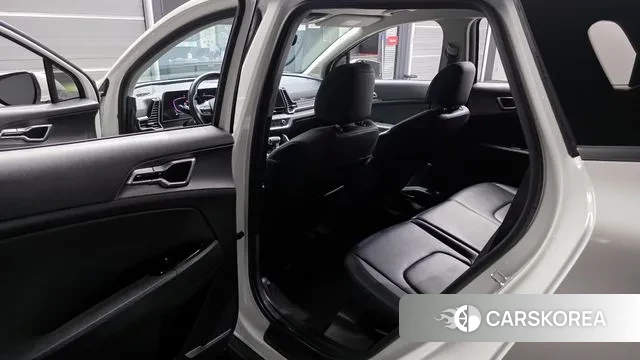 Kia Sportage 5th Generation 2022 Белый из Кореи, фото 2