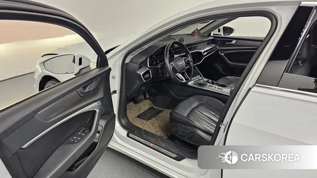 Audi A6 (C8) 2020 Белый из Кореи, фото 2