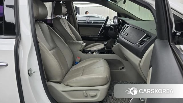 Kia The New Carnival 2018 Белый из Кореи, фото 2