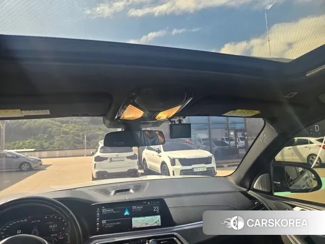 BMW X5M (G05) 2020 Белый из Кореи, фото 2