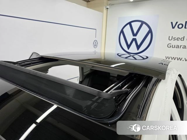 Volkswagen 7th Generation of Jetta 2022 Белый из Кореи, фото 2