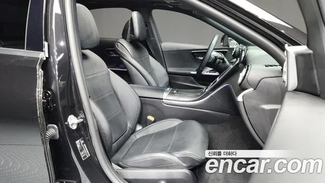 Mercedes-Benz C-Class W206 2022 Черный из Кореи, фото 2