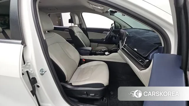 Kia Sportage 5th Generation 2023 Белый из Кореи, фото 2