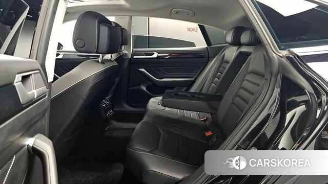 Volkswagen Arteon 2022 Черный из Кореи, фото 2