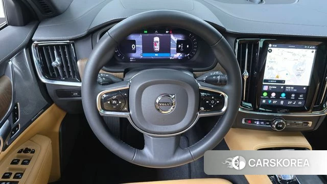 Volvo V90 Cross-Country 2023 Черный из Кореи, фото 2
