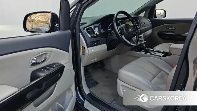 Kia The New Carnival 2018 Серый из Кореи, фото 2