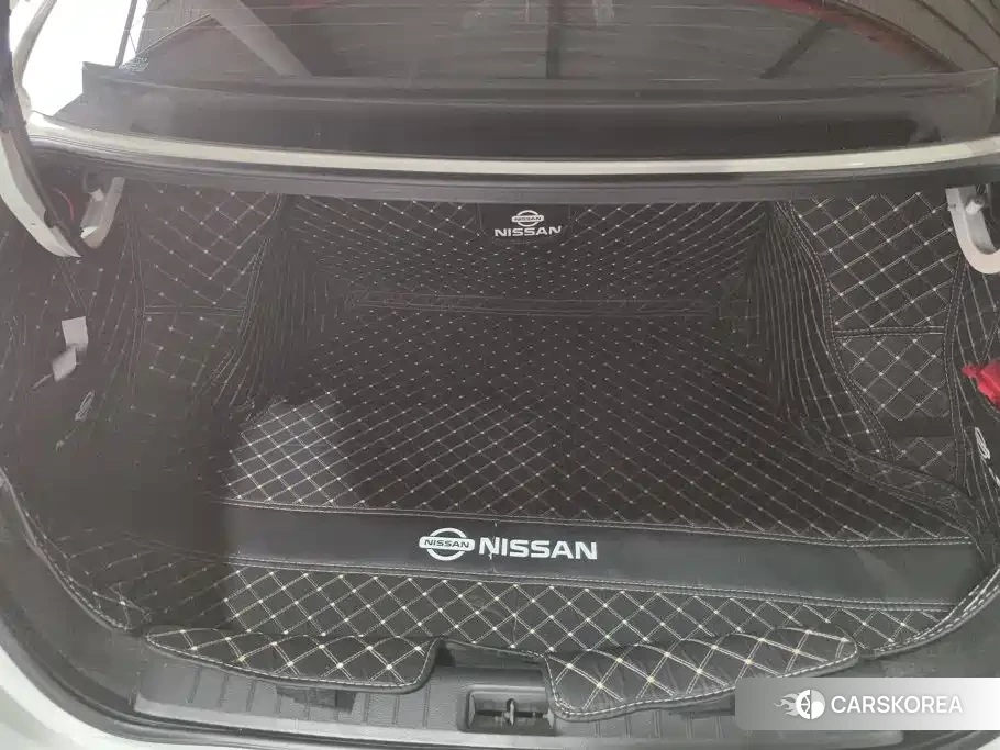 Nissan Sylphy 2026 Белый из Китая, фото 2