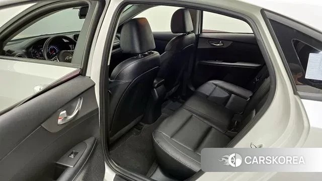 Kia Come New K3 2020 Белый из Кореи, фото 2