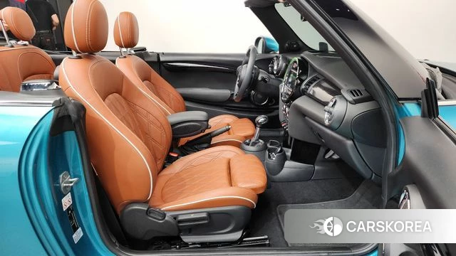 Mini Cooper S Convertible 2019 Небесно-голубой из Кореи, фото 2