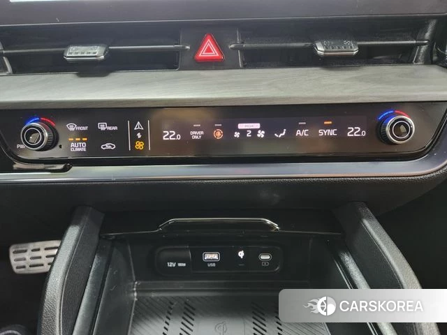 Kia Sportage 5th Generation Hybrid 2022 Белый из Кореи, фото 2