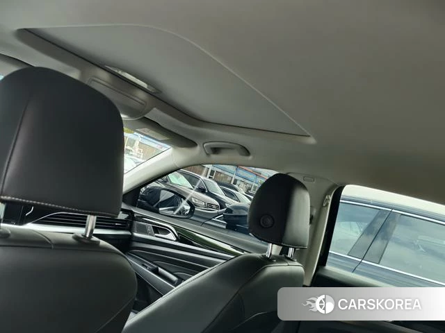 Volkswagen Passat 2023 Черный из Китая, фото 2