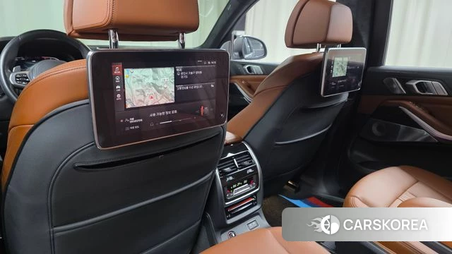 BMW X7 (G07) 2021 Серый из Кореи, фото 2