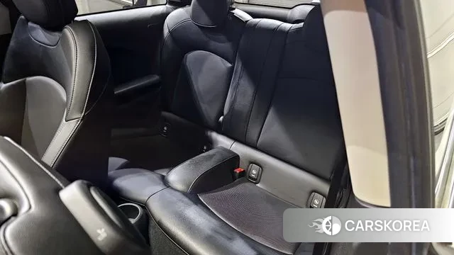 Mini Cooper D 2018 Серебристо-серый из Кореи, фото 2