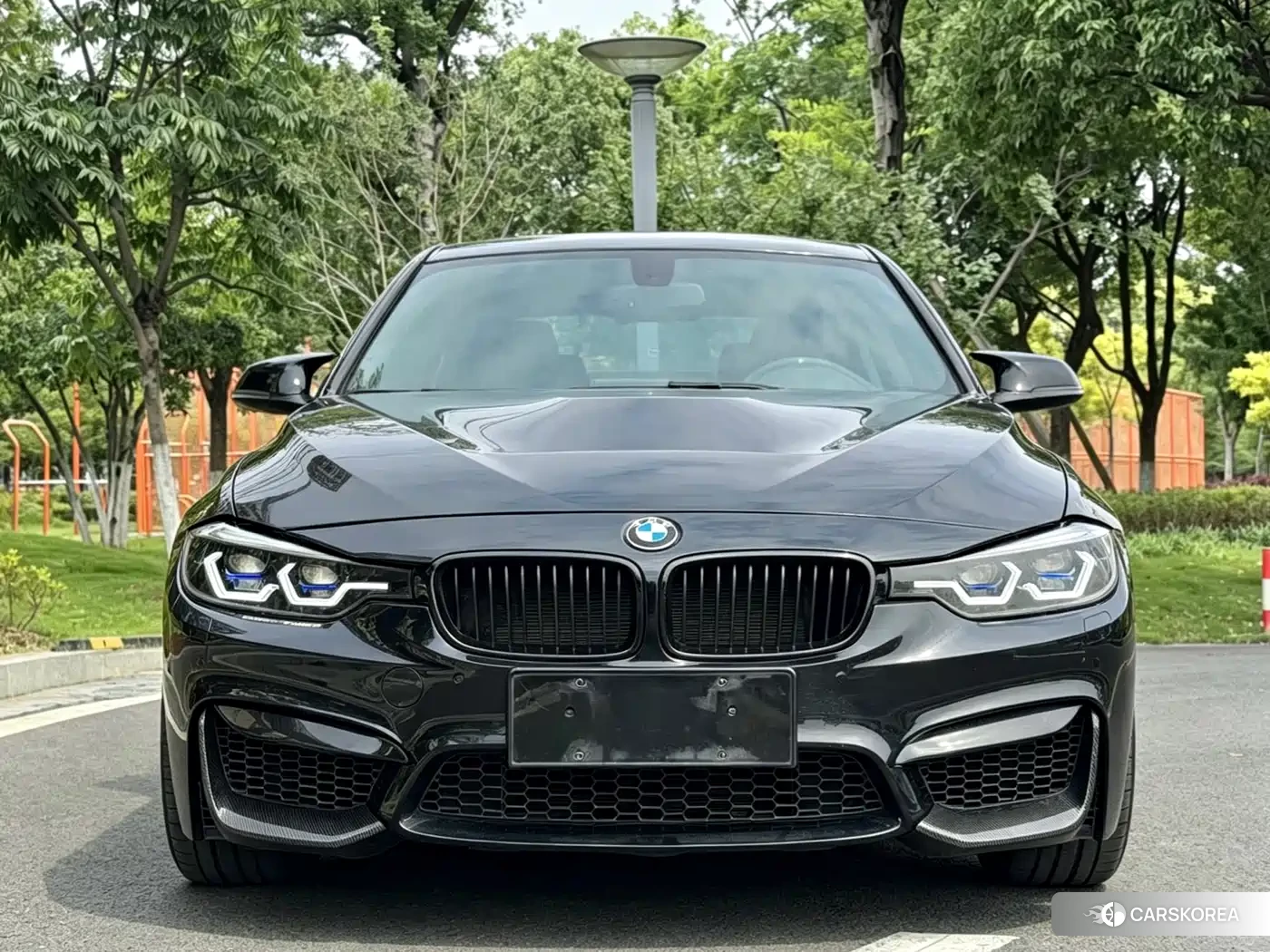 BMW 3 series 2018 Черный из Китая, фото 2