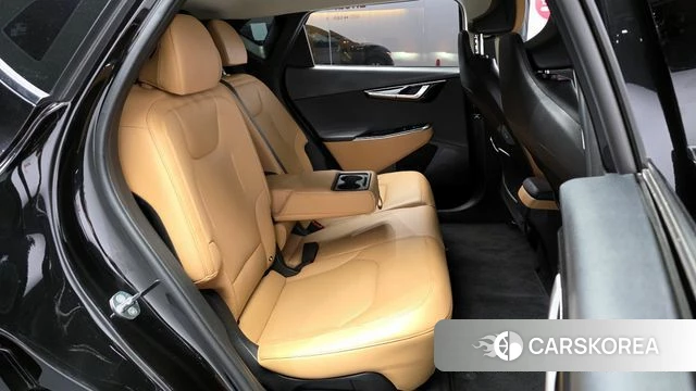 Kia EV6 2023 Черный из Кореи, фото 2