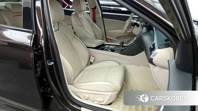 Genesis G70 2018 Коричневый из Кореи, фото 2