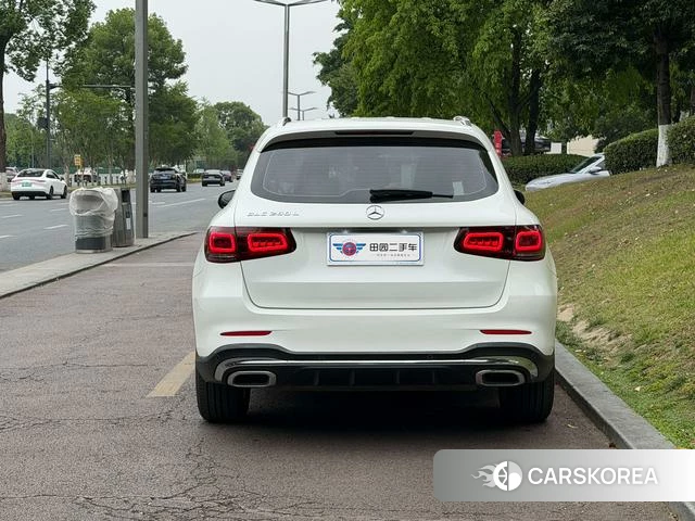 Mercedes-Benz GLC 2021 Белый из Китая, фото 2