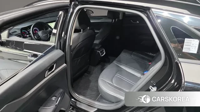 Kia K5 Hybrid 3rd Generation 2023 Черный из Кореи, фото 2