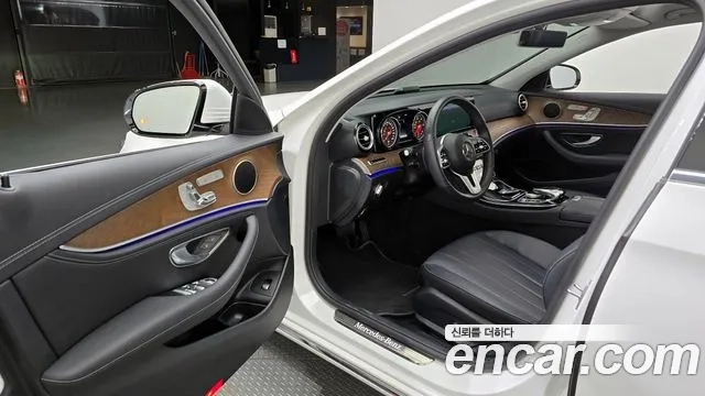 Mercedes-Benz E-Class W213 2020 Белый из Кореи, фото 2