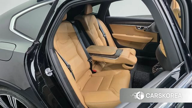 Volvo S90 2022 Черный из Кореи, фото 2