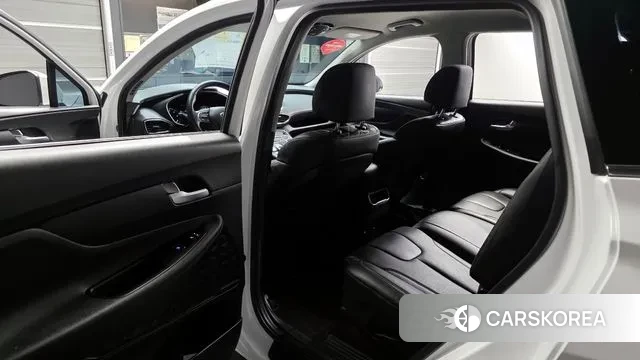 Hyundai The New Santa Fe 2022 Белый из Кореи, фото 2