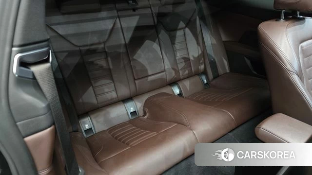 BMW 4 Series (G22) 2021 Черный из Кореи, фото 2
