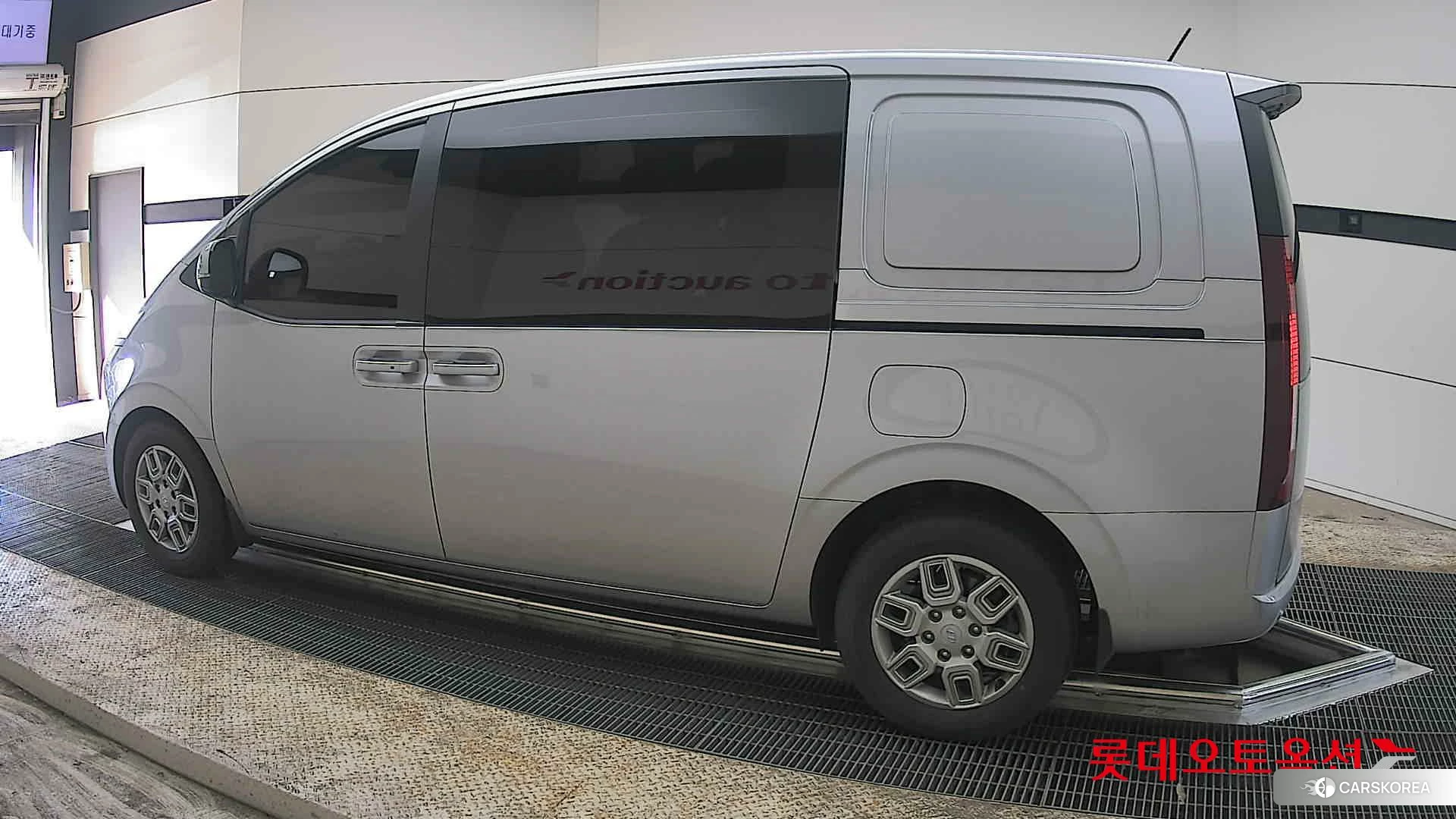 Hyundai Staria 2022 Другое из Кореи, фото 2