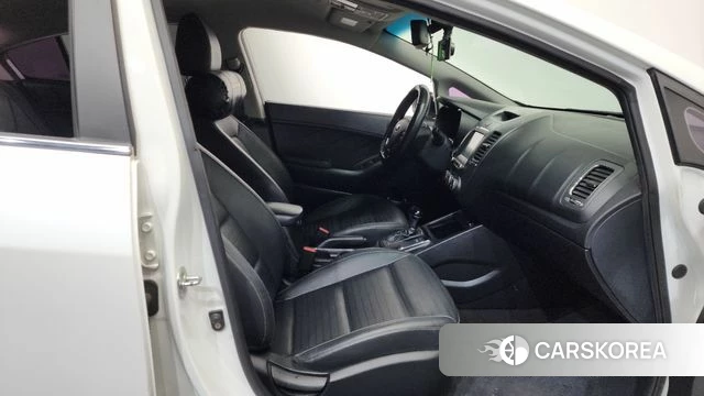 Kia The New K3 2018 Белый из Кореи, фото 2