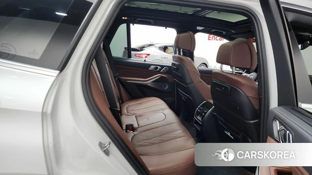 BMW X5 (G05) 2022 Белый из Кореи, фото 2