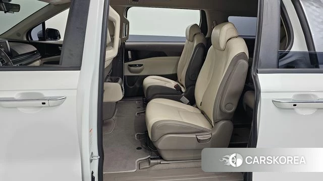 Kia Carnival 4th generation 2023 Белый из Кореи, фото 2