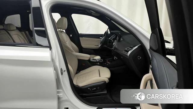 BMW iX3 2024 Белый из Кореи, фото 2