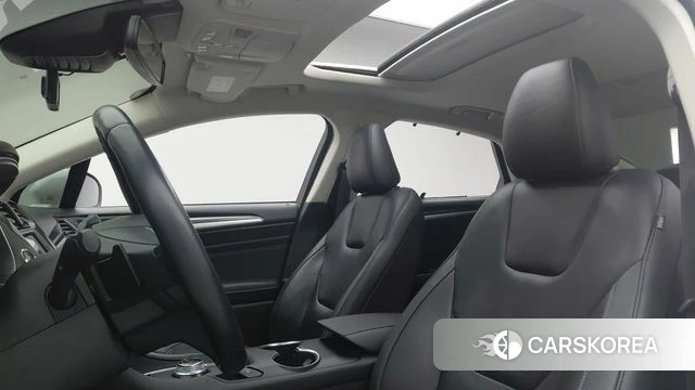 Ford Mondeo 4th Generation 2019 Белый из Кореи, фото 2