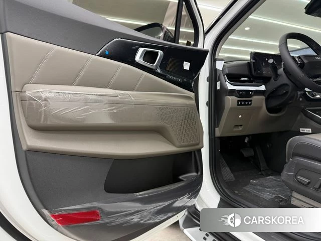 Kia The New Carnival 4th Generation 2026 Белый из Кореи, фото 2