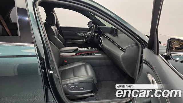 Genesis GV70 2021 Темно-зеленый из Кореи, фото 2