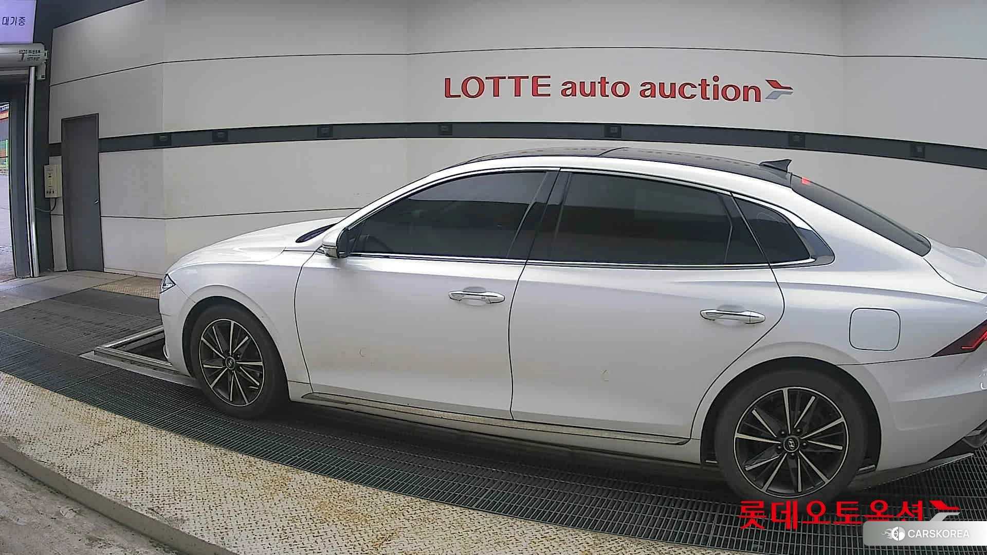 Hyundai Grandeur 2020 White cream (optional) из Кореи, фото 2