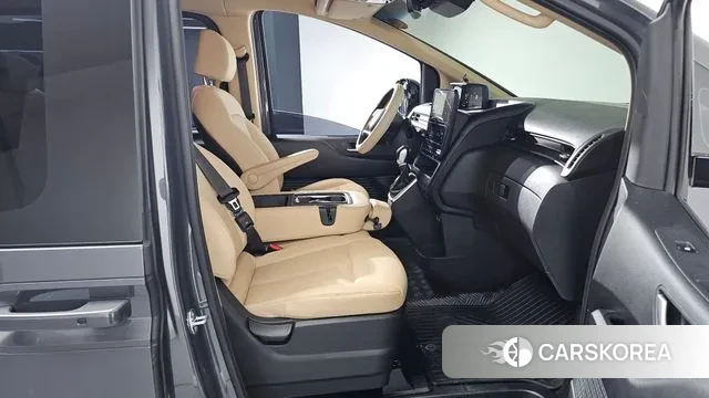 Hyundai Staria 2024 Серый из Кореи, фото 2