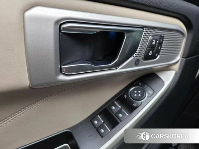Ford Explorer 6th Generation 2020 Белый из Кореи, фото 2