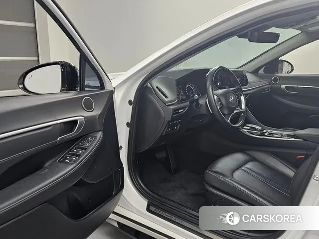 Hyundai Sonata Hybrid (DN8) 2021 Белый из Кореи, фото 2