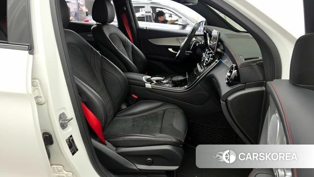 Mercedes-Benz GLC-Class X253 2019 Белый из Кореи, фото 2