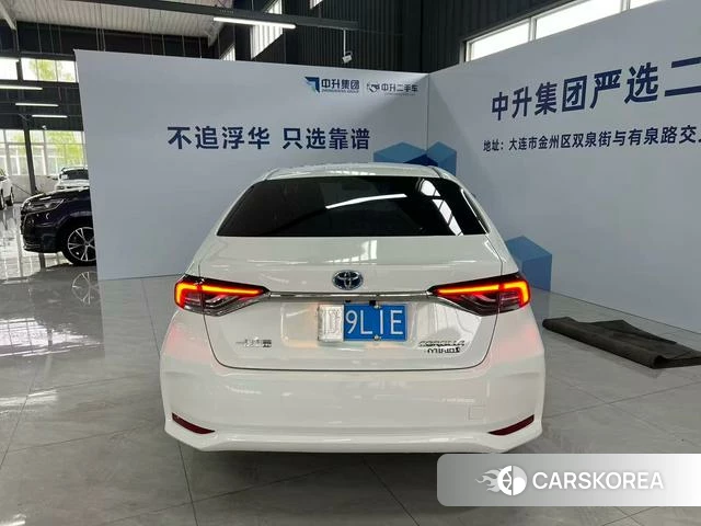 Toyota Corolla 2023 Белый из Китая, фото 2