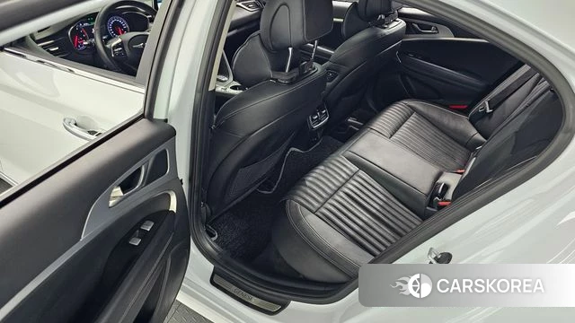 Genesis G70 2019 Белый из Кореи, фото 2