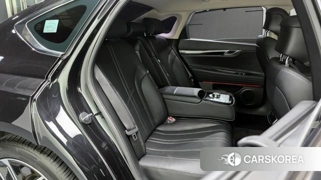 Genesis G80 (RG3) 2024 Черный из Кореи, фото 2