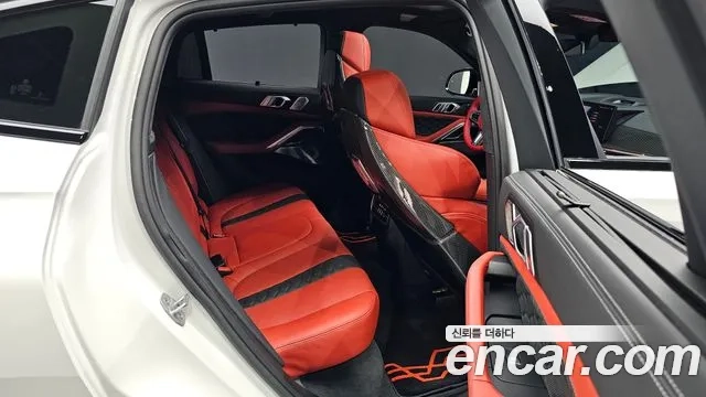 BMW X6M (G06) 2024 Белый из Кореи, фото 2