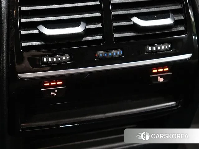 BMW 5 Series (G30) 2018 Черный из Кореи, фото 2