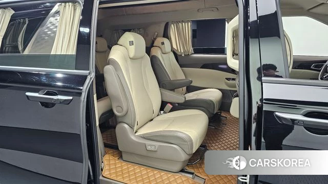 Kia Carnival 4th generation 2022 Черный из Кореи, фото 2