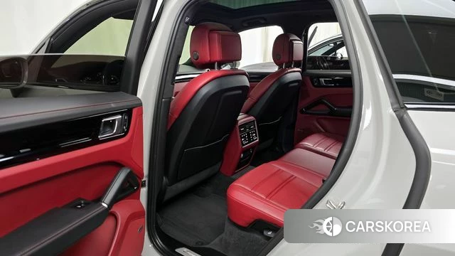 Porsche Cayenne (PO536) 2022 Серебристо-серый из Кореи, фото 2