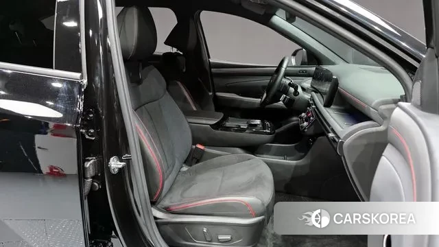 Hyundai The New Tucson (NX4) 2024 Черный из Кореи, фото 2