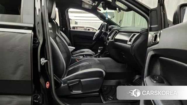 Ford Ranger 3rd Generation 2021 Черный из Кореи, фото 2